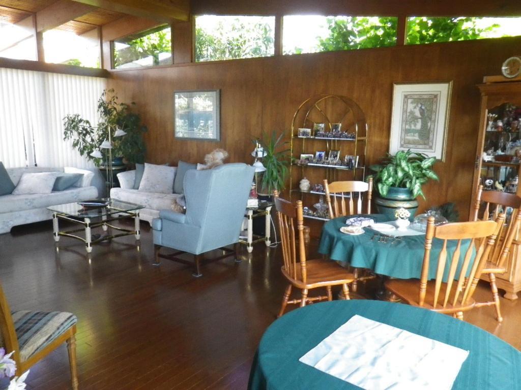 Beach Estates Inn Bed And Breakfast Nanaimo Eksteriør billede